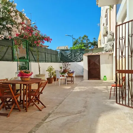 Sorelle Di Riviera * סירקוזה